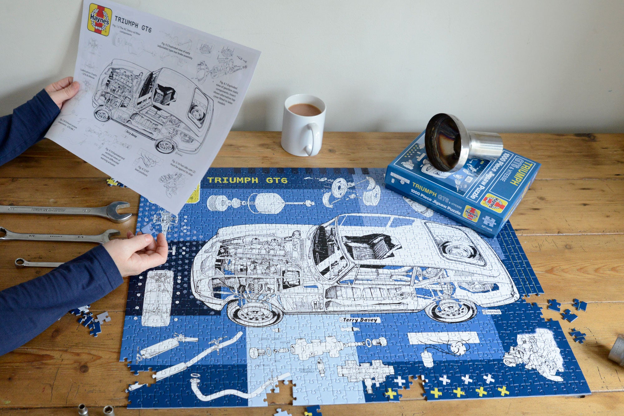 Haynes Triumph GT6 60th Anniversary 1000 Piece Jigsaw Puzzle – All