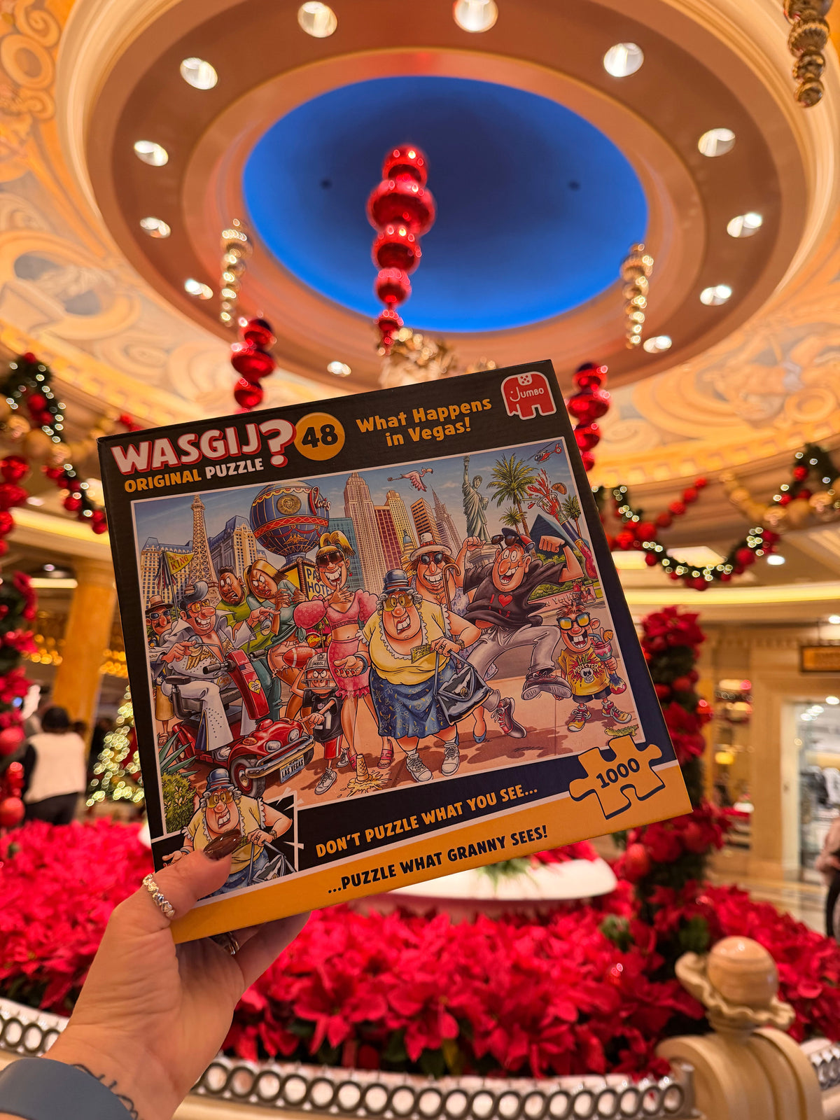 Wasgij Original 48 – What Happens In Vegas! 1000 Stukjes Legpuzzel – Bijzondere Puzzel Waarbij Je Niet De Afbeelding Op De Doos Legt, Maar De Verrassing Ontdekt