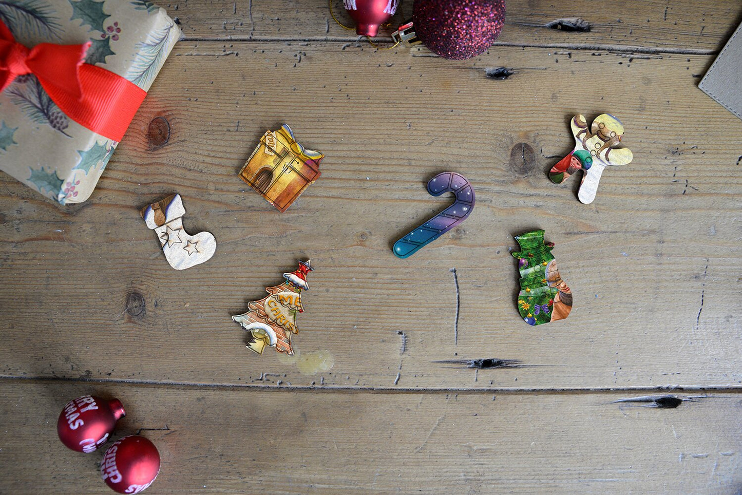 Puzzle en bois Rudolf Farkas 300 pièces - Fête du village de Noël